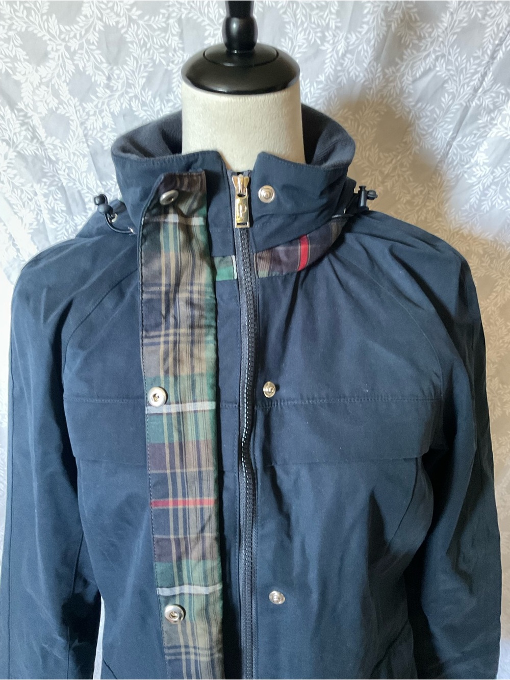 Pendleton Navy Hooded Raincoat with A Plaid Lining - Picture 2 of 11